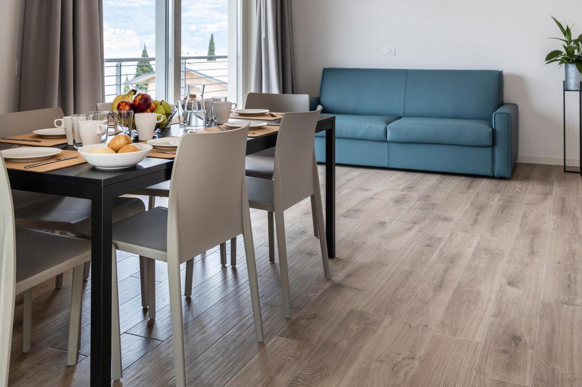 Residence Solei Classic & Plus เบรนโซเน ซูล การ์ดา ภายนอก รูปภาพ
