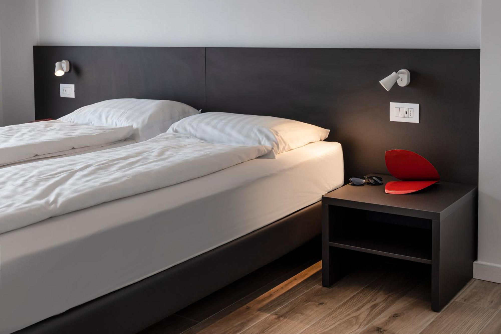 Residence Solei Classic & Plus เบรนโซเน ซูล การ์ดา ภายนอก รูปภาพ