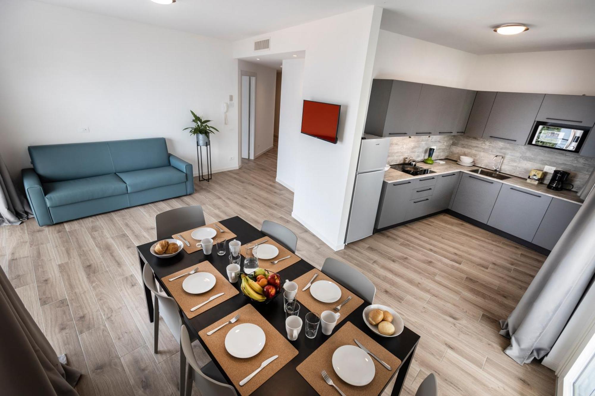 Residence Solei Classic & Plus เบรนโซเน ซูล การ์ดา ภายนอก รูปภาพ